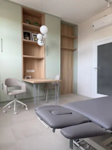 Magdalena Dąbrowska-Kamińska Osteopatia, Fizjoterapia